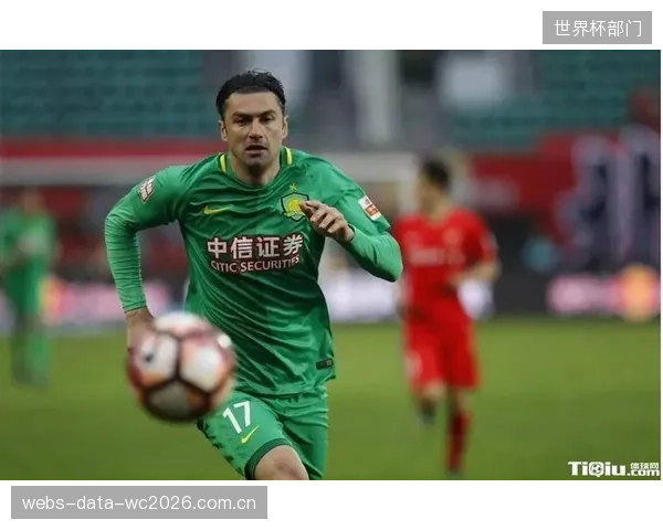伊尔马兹凭借加拉塔萨雷的火热状态入选，将竞争锋线主力位置。
